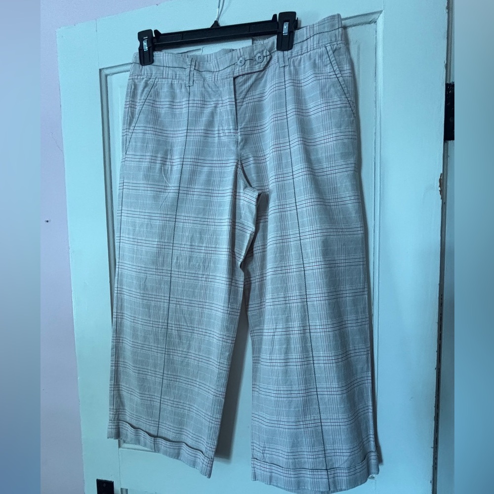 Women's Plaid Capri’s